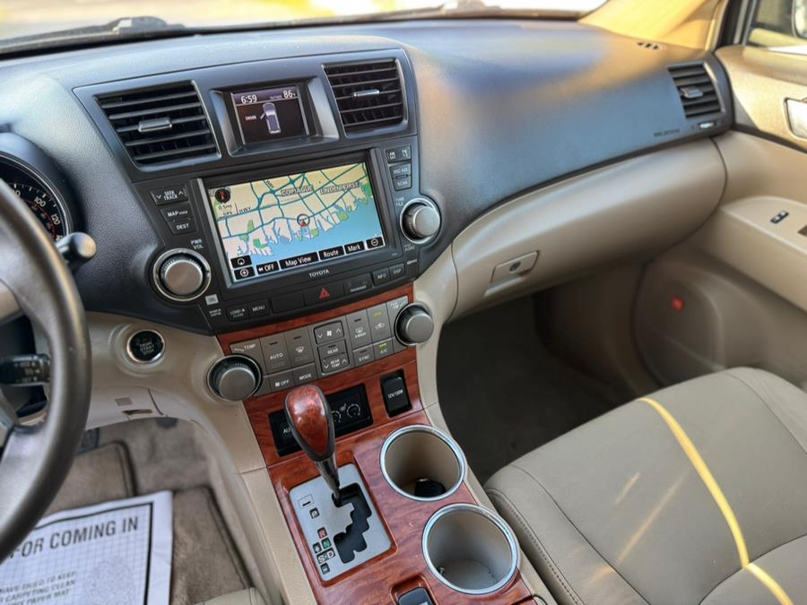 2008 Toyota Highlander 4WD 4dr Limited (Natl), available for sale in Copiague, New York | Great Buy Auto Sales. Copiague, New York 2008 Toyota Highlander 4WD 4dr Limited (Natl), available for sale in Copiague, New York | Great Buy Auto Sales. Copiague, New York
