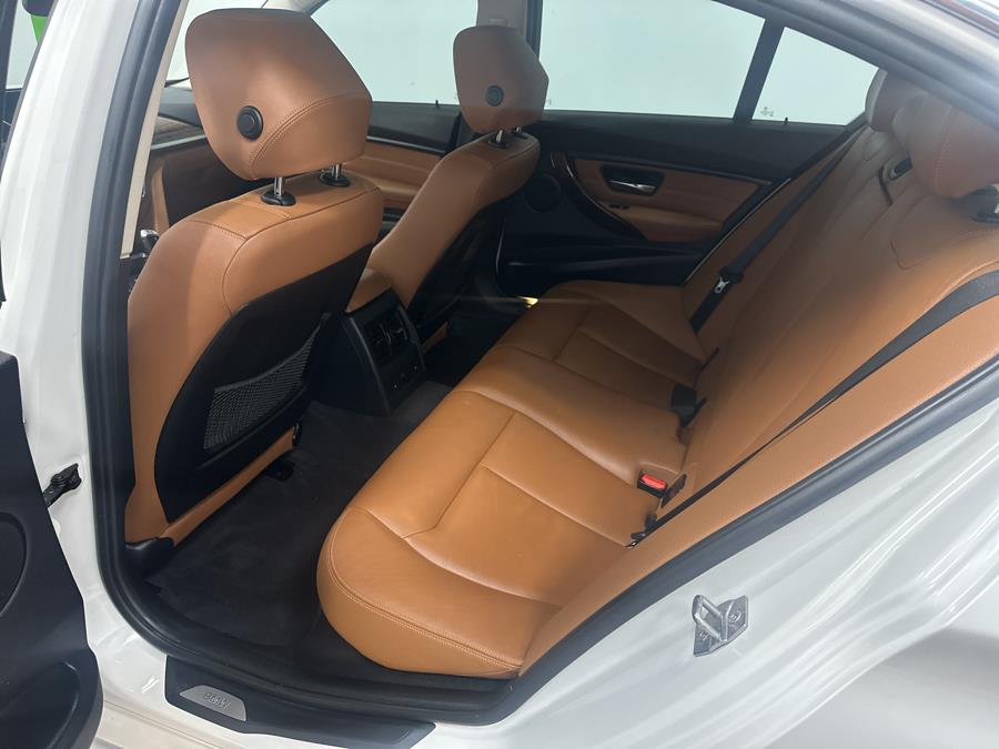 2013 BMW 3 Series 4dr Sdn 328i xDrive AWD SULEV, available for sale in Plainville, Connecticut | New England Auto Sales LLC. Plainville, Connecticut 2013 BMW 3 Series 4dr Sdn 328i xDrive AWD SULEV, available for sale in Plainville, Connecticut | New England Auto Sales LLC. Plainville, Connecticut