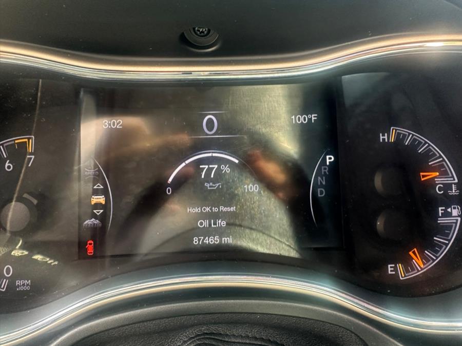 2016 Jeep Grand Cherokee 4WD 4dr Limited, available for sale in Agawam, Massachusetts | Malkoon Motors. Agawam, Massachusetts 2016 Jeep Grand Cherokee 4WD 4dr Limited, available for sale in Agawam, Massachusetts | Malkoon Motors. Agawam, Massachusetts