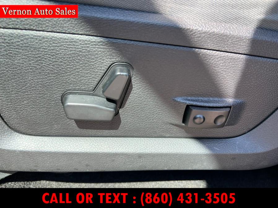 2016 Ram 1500 4WD Crew Cab 149" Big Horn, available for sale in Manchester, Connecticut | Vernon Auto Sale & Service. Manchester, Connecticut 2016 Ram 1500 4WD Crew Cab 149" Big Horn, available for sale in Manchester, Connecticut | Vernon Auto Sale & Service. Manchester, Connecticut
