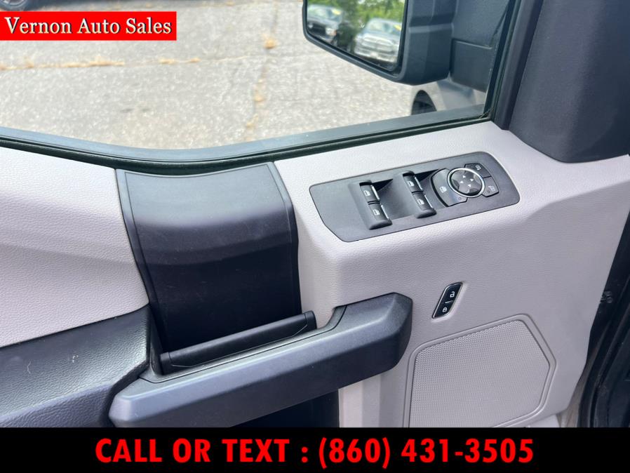 2016 Ford F-150 4WD SuperCrew 145" XLT, available for sale in Manchester, Connecticut | Vernon Auto Sale & Service. Manchester, Connecticut 2016 Ford F-150 4WD SuperCrew 145" XLT, available for sale in Manchester, Connecticut | Vernon Auto Sale & Service. Manchester, Connecticut