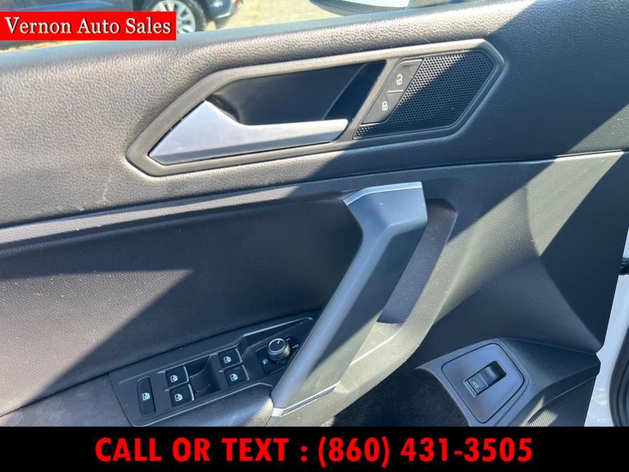 2020 Volkswagen Tiguan 2.0T SEL 4MOTION, available for sale in Manchester, Connecticut | Vernon Auto Sale & Service. Manchester, Connecticut 2020 Volkswagen Tiguan 2.0T SEL 4MOTION, available for sale in Manchester, Connecticut | Vernon Auto Sale & Service. Manchester, Connecticut