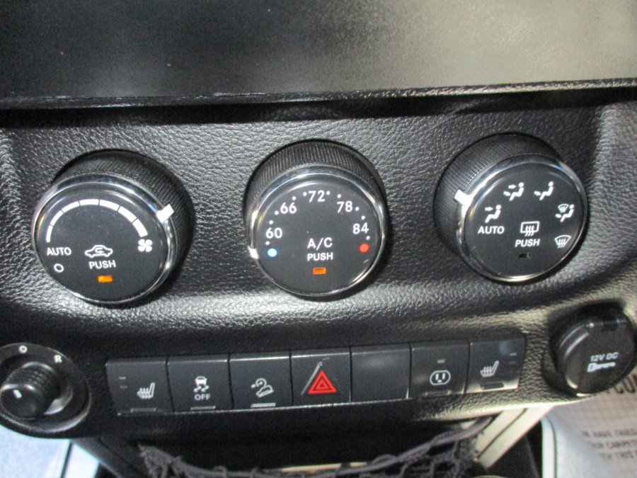 2013 Jeep Wrangler Unlimited 4WD 4dr Sahara, available for sale in Meriden, Connecticut | Cos Central Auto. Meriden, Connecticut 2013 Jeep Wrangler Unlimited 4WD 4dr Sahara, available for sale in Meriden, Connecticut | Cos Central Auto. Meriden, Connecticut