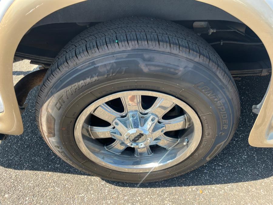 2017 Chevrolet Express Cargo Van RWD 2500 135" CLEAN CARFAX!!!, available for sale in Rosedale, New York | Sunrise Auto Sales. Rosedale, New York 2017 Chevrolet Express Cargo Van RWD 2500 135" CLEAN CARFAX!!!, available for sale in Rosedale, New York | Sunrise Auto Sales. Rosedale, New York