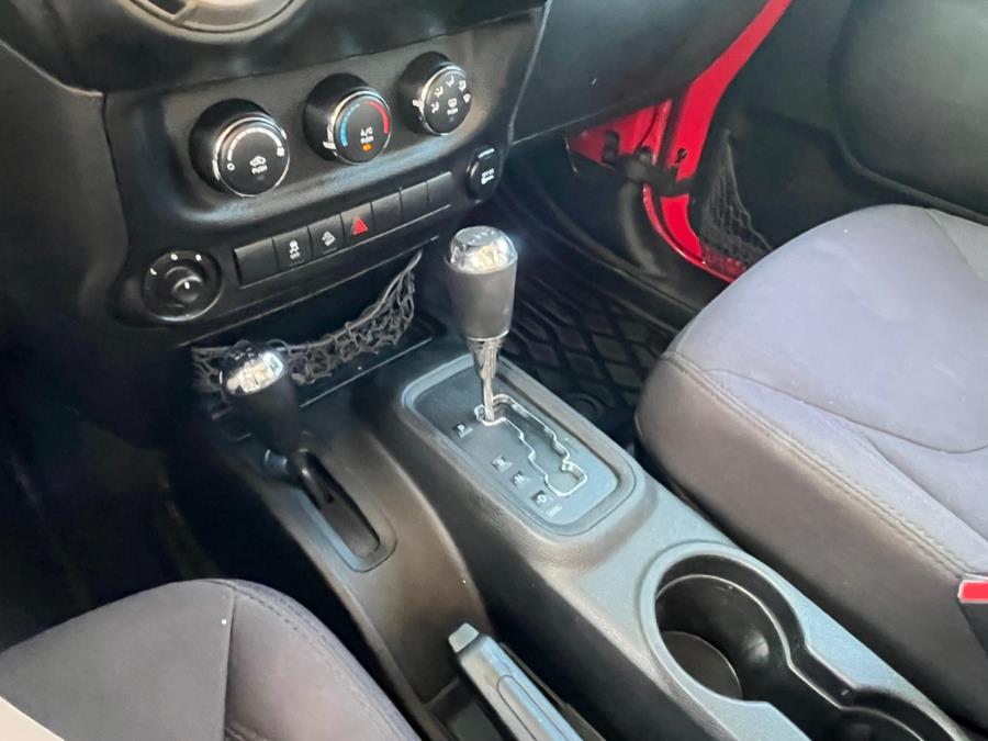 2014 Jeep Wrangler Unlimited 4WD 4dr Sport, available for sale in Rosedale, New York | Sunrise Auto Sales. Rosedale, New York 2014 Jeep Wrangler Unlimited 4WD 4dr Sport, available for sale in Rosedale, New York | Sunrise Auto Sales. Rosedale, New York