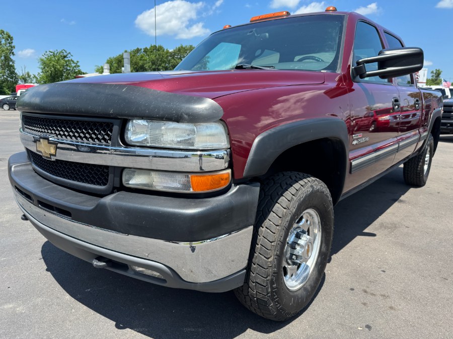 2001 Chevrolet Silverado 2500HD Crew Cab 153" WB 4WD LT, available for sale in Ortonville, Michigan | Marsh Auto Sales LLC. Ortonville, Michigan 2001 Chevrolet Silverado 2500HD Crew Cab 153" WB 4WD LT, available for sale in Ortonville, Michigan | Marsh Auto Sales LLC. Ortonville, Michigan
