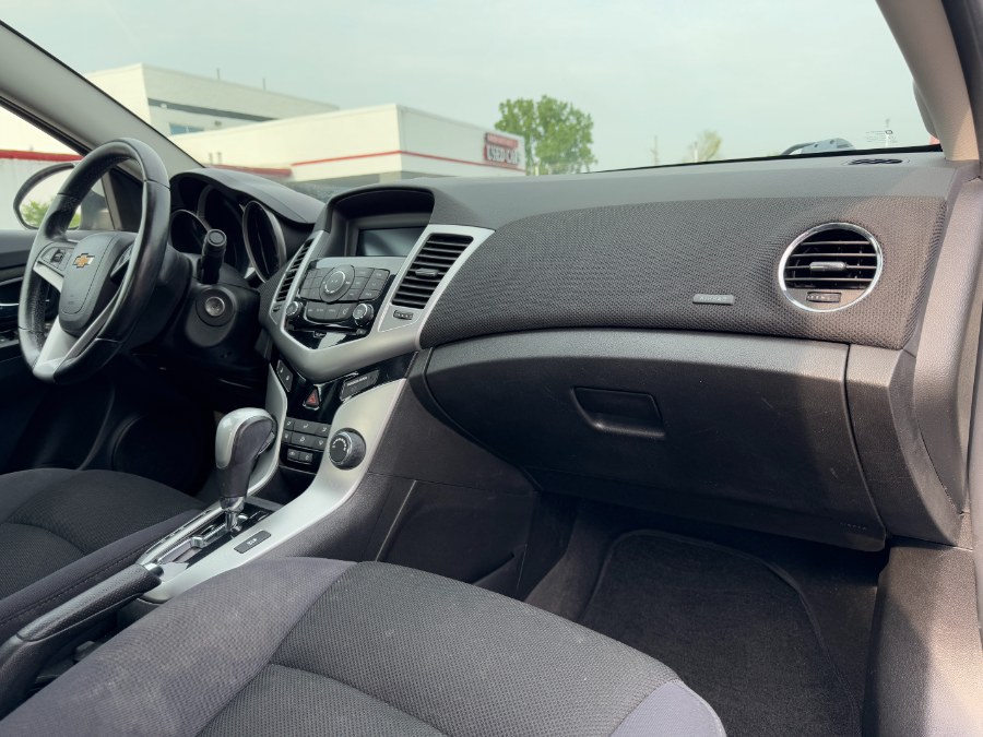 2014 Chevrolet Cruze 4dr Sdn Auto 1LT, available for sale in Ortonville, Michigan | Marsh Auto Sales LLC. Ortonville, Michigan 2014 Chevrolet Cruze 4dr Sdn Auto 1LT, available for sale in Ortonville, Michigan | Marsh Auto Sales LLC. Ortonville, Michigan