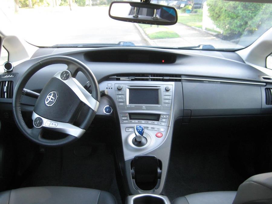 2015 Toyota Prius Four 4dr Hatchback, available for sale in Massapequa, New York | Rite Choice Auto Inc.. Massapequa, New York 2015 Toyota Prius Four 4dr Hatchback, available for sale in Massapequa, New York | Rite Choice Auto Inc.. Massapequa, New York