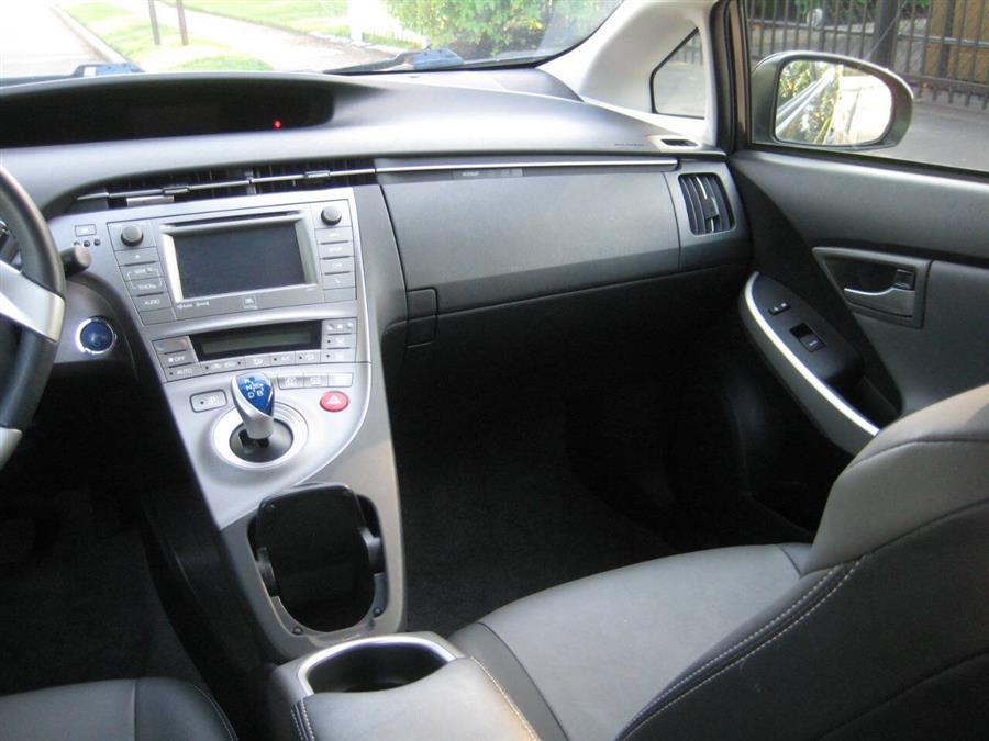 2015 Toyota Prius Four 4dr Hatchback, available for sale in Massapequa, New York | Rite Choice Auto Inc.. Massapequa, New York 2015 Toyota Prius Four 4dr Hatchback, available for sale in Massapequa, New York | Rite Choice Auto Inc.. Massapequa, New York