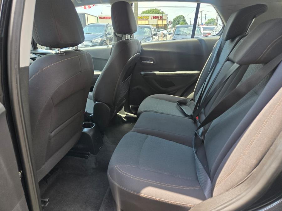 2019 Chevrolet Trax FWD 4dr LS, available for sale in Temple Hills, Maryland | Temple Hills Used Car. Temple Hills, Maryland 2019 Chevrolet Trax FWD 4dr LS, available for sale in Temple Hills, Maryland | Temple Hills Used Car. Temple Hills, Maryland