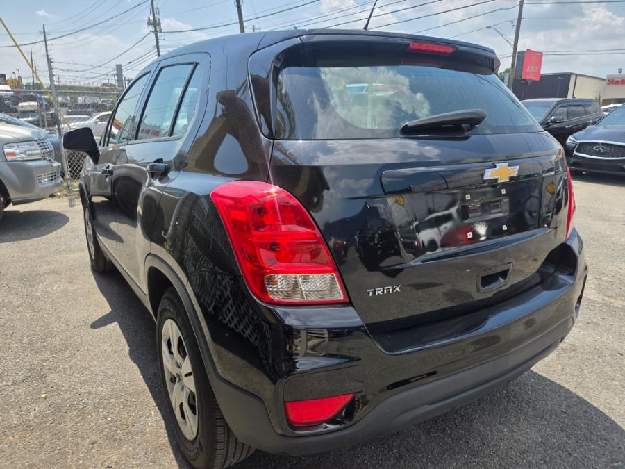 2019 Chevrolet Trax FWD 4dr LS, available for sale in Temple Hills, Maryland | Temple Hills Used Car. Temple Hills, Maryland 2019 Chevrolet Trax FWD 4dr LS, available for sale in Temple Hills, Maryland | Temple Hills Used Car. Temple Hills, Maryland