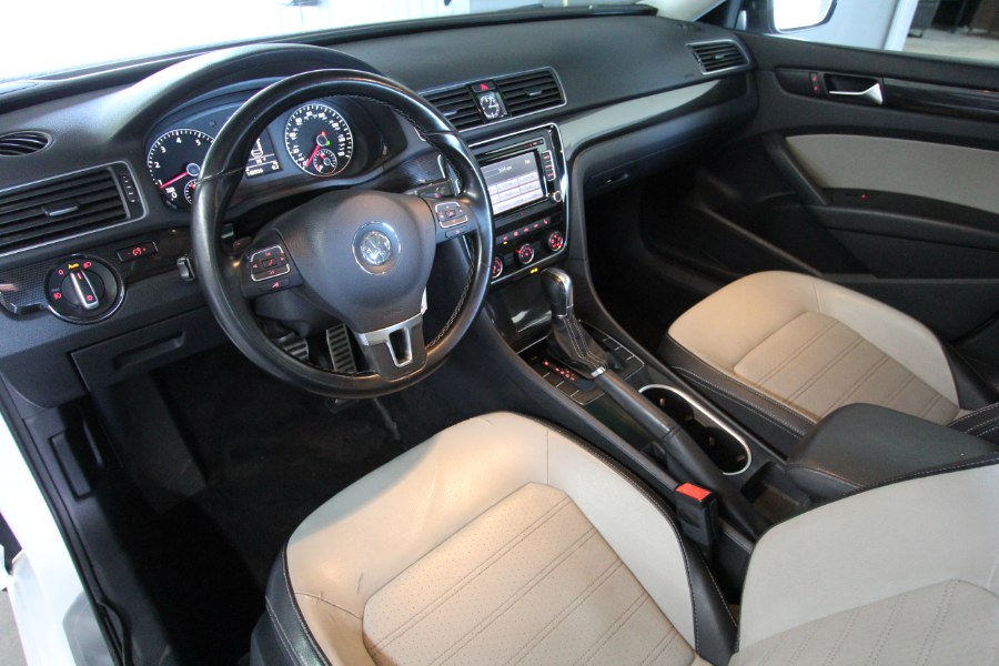 2015 Volkswagen Passat 4dr Sdn 1.8T Auto SE PZEV *Ltd Avail*, available for sale in Garden Grove, California | U Save Auto Auction. Garden Grove, California 2015 Volkswagen Passat 4dr Sdn 1.8T Auto SE PZEV *Ltd Avail*, available for sale in Garden Grove, California | U Save Auto Auction. Garden Grove, California