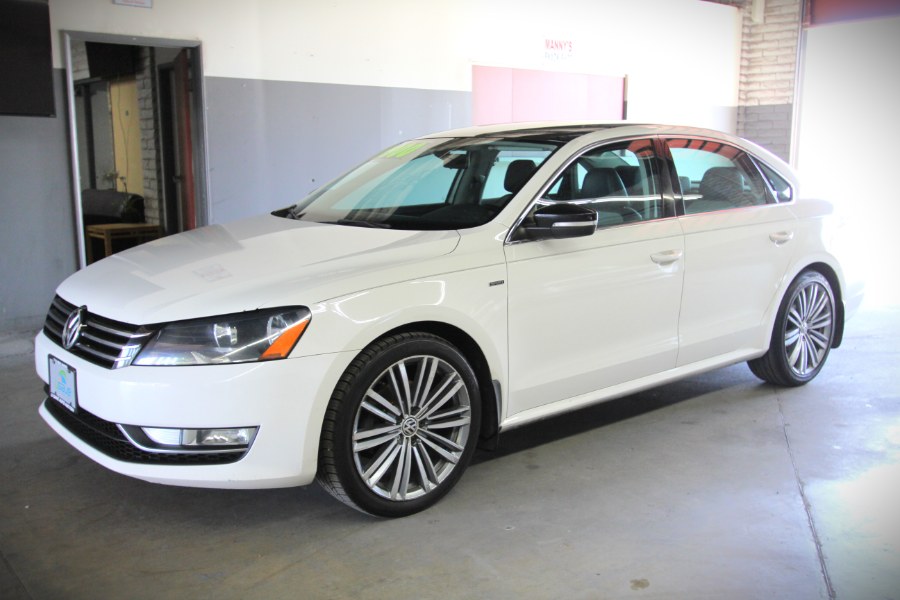 2015 Volkswagen Passat 4dr Sdn 1.8T Auto SE PZEV *Ltd Avail*, available for sale in Garden Grove, California | U Save Auto Auction. Garden Grove, California 2015 Volkswagen Passat 4dr Sdn 1.8T Auto SE PZEV *Ltd Avail*, available for sale in Garden Grove, California | U Save Auto Auction. Garden Grove, California
