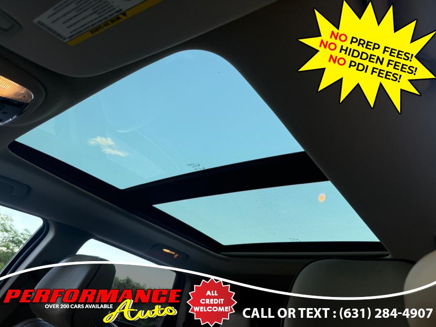 2012 Jeep Grand Cherokee 4WD 4dr Overland, available for sale in Bohemia, New York | Performance Auto Inc. Bohemia, New York 2012 Jeep Grand Cherokee 4WD 4dr Overland, available for sale in Bohemia, New York | Performance Auto Inc. Bohemia, New York