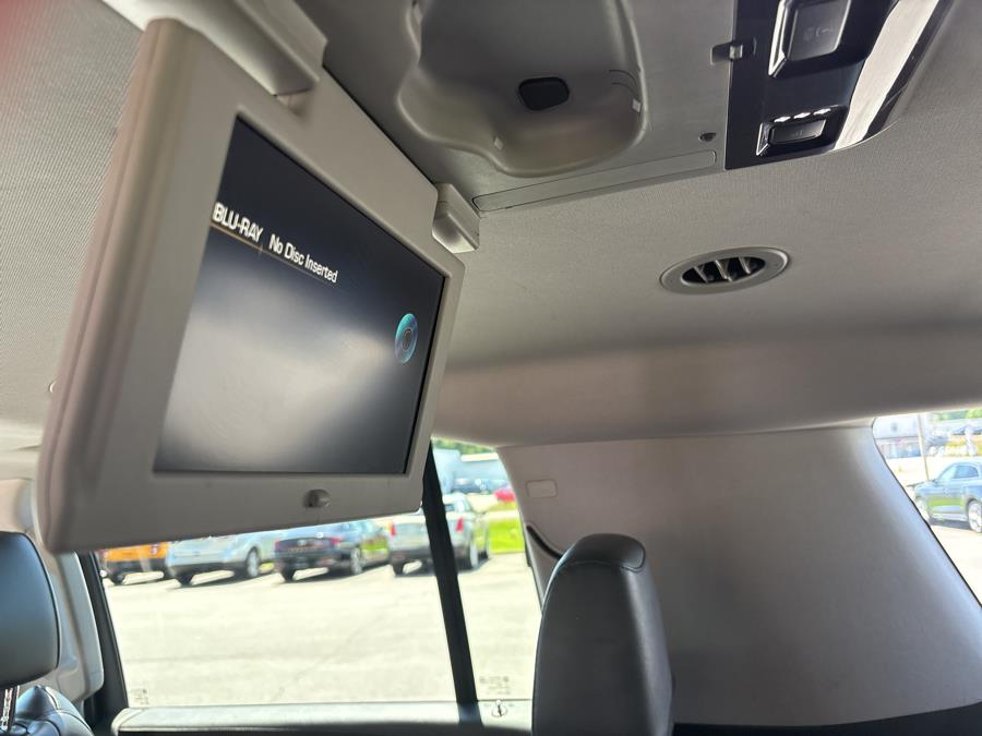 2016 Cadillac Escalade ESV 4WD 4dr Premium Collection, available for sale in Old Saybrook, Connecticut | Saybrook Auto Barn. Old Saybrook, Connecticut 2016 Cadillac Escalade ESV 4WD 4dr Premium Collection, available for sale in Old Saybrook, Connecticut | Saybrook Auto Barn. Old Saybrook, Connecticut