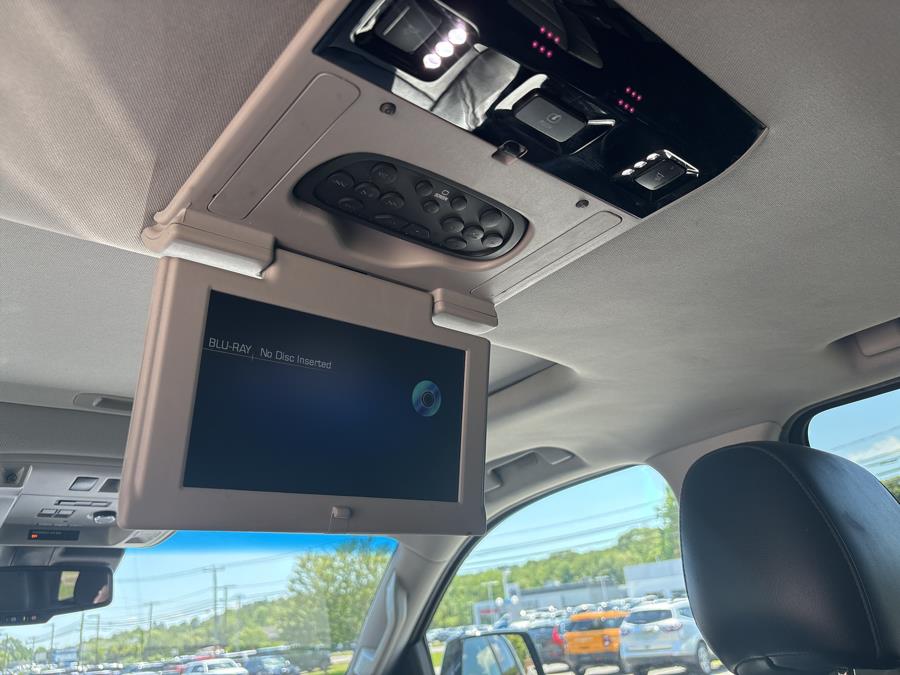 2016 Cadillac Escalade ESV 4WD 4dr Premium Collection, available for sale in Old Saybrook, Connecticut | Saybrook Auto Barn. Old Saybrook, Connecticut 2016 Cadillac Escalade ESV 4WD 4dr Premium Collection, available for sale in Old Saybrook, Connecticut | Saybrook Auto Barn. Old Saybrook, Connecticut