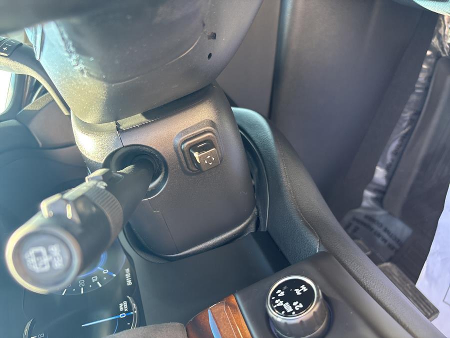 2016 Cadillac Escalade ESV 4WD 4dr Premium Collection, available for sale in Old Saybrook, Connecticut | Saybrook Auto Barn. Old Saybrook, Connecticut 2016 Cadillac Escalade ESV 4WD 4dr Premium Collection, available for sale in Old Saybrook, Connecticut | Saybrook Auto Barn. Old Saybrook, Connecticut