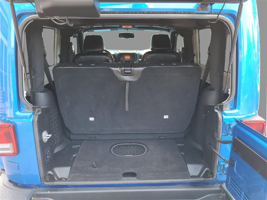 2016 Jeep Wrangler 4WD 2dr Sahara, available for sale in Canton, Connecticut | Lava Motors. Canton, Connecticut 2016 Jeep Wrangler 4WD 2dr Sahara, available for sale in Canton, Connecticut | Lava Motors. Canton, Connecticut