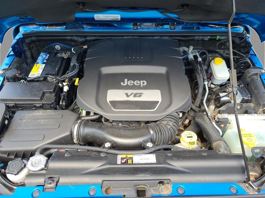2016 Jeep Wrangler 4WD 2dr Sahara, available for sale in Canton, Connecticut | Lava Motors. Canton, Connecticut 2016 Jeep Wrangler 4WD 2dr Sahara, available for sale in Canton, Connecticut | Lava Motors. Canton, Connecticut