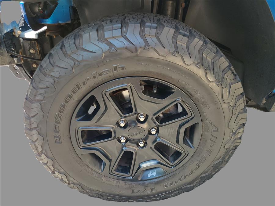 2016 Jeep Wrangler 4WD 2dr Sahara, available for sale in Canton, Connecticut | Lava Motors. Canton, Connecticut 2016 Jeep Wrangler 4WD 2dr Sahara, available for sale in Canton, Connecticut | Lava Motors. Canton, Connecticut