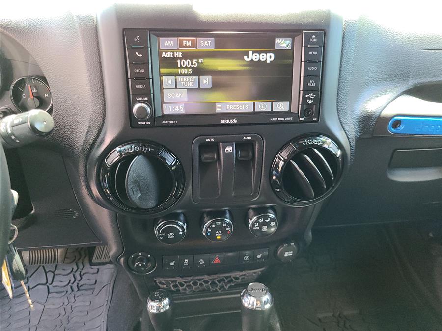 2016 Jeep Wrangler 4WD 2dr Sahara, available for sale in Canton, Connecticut | Lava Motors. Canton, Connecticut 2016 Jeep Wrangler 4WD 2dr Sahara, available for sale in Canton, Connecticut | Lava Motors. Canton, Connecticut