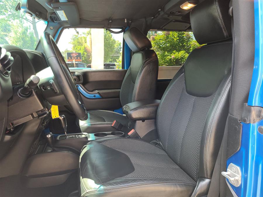 2016 Jeep Wrangler 4WD 2dr Sahara, available for sale in Canton, Connecticut | Lava Motors. Canton, Connecticut 2016 Jeep Wrangler 4WD 2dr Sahara, available for sale in Canton, Connecticut | Lava Motors. Canton, Connecticut