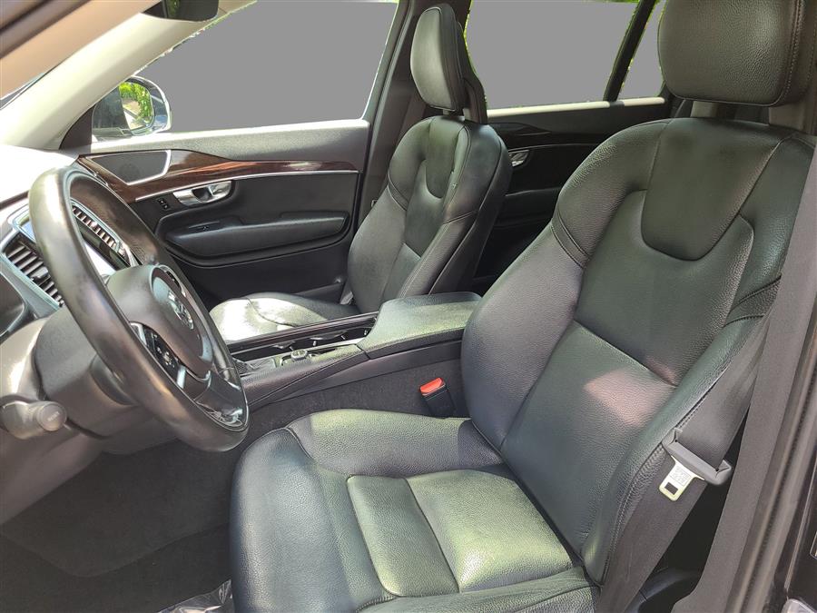 2016 Volvo XC90 AWD 4dr T6 Momentum, available for sale in Canton, Connecticut | Lava Motors. Canton, Connecticut 2016 Volvo XC90 AWD 4dr T6 Momentum, available for sale in Canton, Connecticut | Lava Motors. Canton, Connecticut