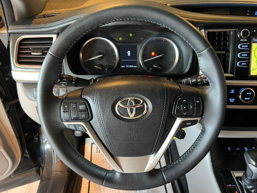 2016 Toyota Highlander AWD 4dr V6 LE Plus (Natl), available for sale in West Hartford, Connecticut | AutoMax. West Hartford, Connecticut 2016 Toyota Highlander AWD 4dr V6 LE Plus (Natl), available for sale in West Hartford, Connecticut | AutoMax. West Hartford, Connecticut