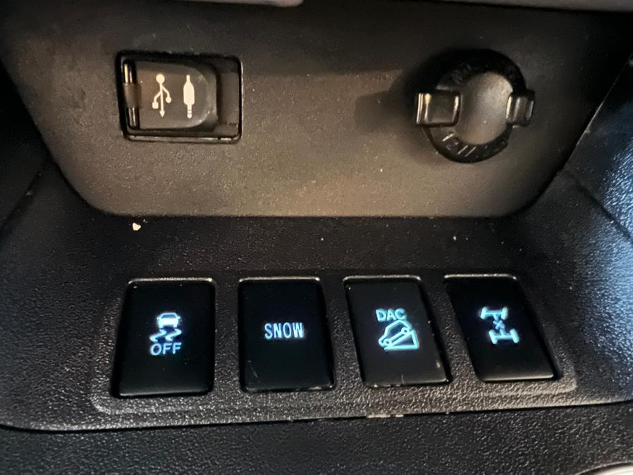 2016 Toyota Highlander AWD 4dr V6 LE Plus (Natl), available for sale in West Hartford, Connecticut | AutoMax. West Hartford, Connecticut 2016 Toyota Highlander AWD 4dr V6 LE Plus (Natl), available for sale in West Hartford, Connecticut | AutoMax. West Hartford, Connecticut