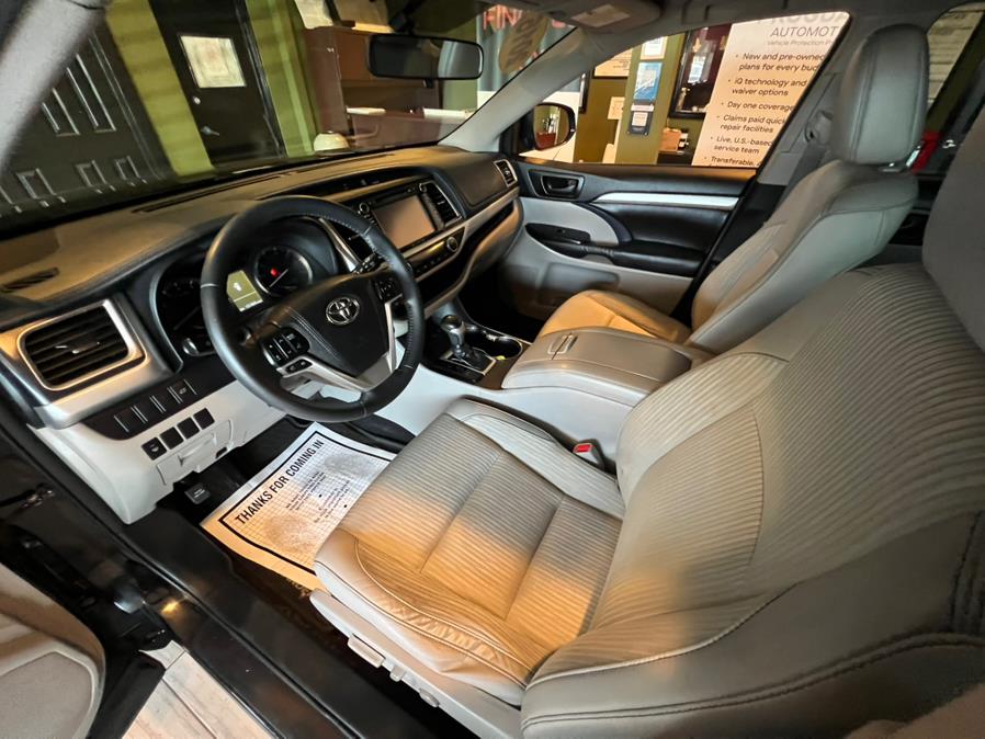 2016 Toyota Highlander AWD 4dr V6 LE Plus (Natl), available for sale in West Hartford, Connecticut | AutoMax. West Hartford, Connecticut 2016 Toyota Highlander AWD 4dr V6 LE Plus (Natl), available for sale in West Hartford, Connecticut | AutoMax. West Hartford, Connecticut