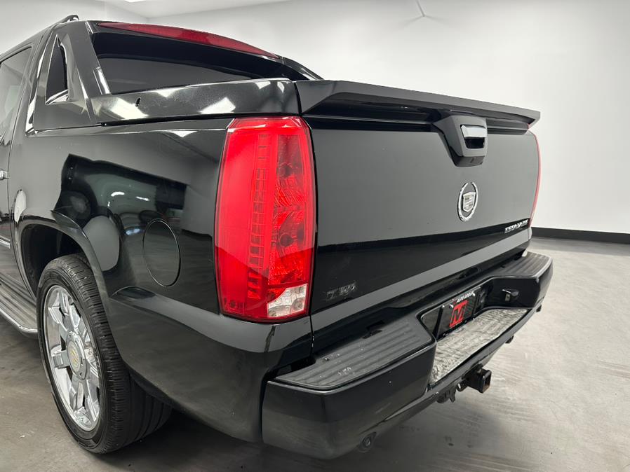 2011 Cadillac Escalade EXT AWD 4dr Luxury, available for sale in Elizabeth, New Jersey | M Auto Group. Elizabeth, New Jersey 2011 Cadillac Escalade EXT AWD 4dr Luxury, available for sale in Elizabeth, New Jersey | M Auto Group. Elizabeth, New Jersey
