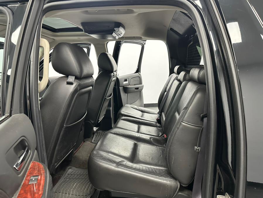 2011 Cadillac Escalade EXT AWD 4dr Luxury, available for sale in Elizabeth, New Jersey | M Auto Group. Elizabeth, New Jersey 2011 Cadillac Escalade EXT AWD 4dr Luxury, available for sale in Elizabeth, New Jersey | M Auto Group. Elizabeth, New Jersey