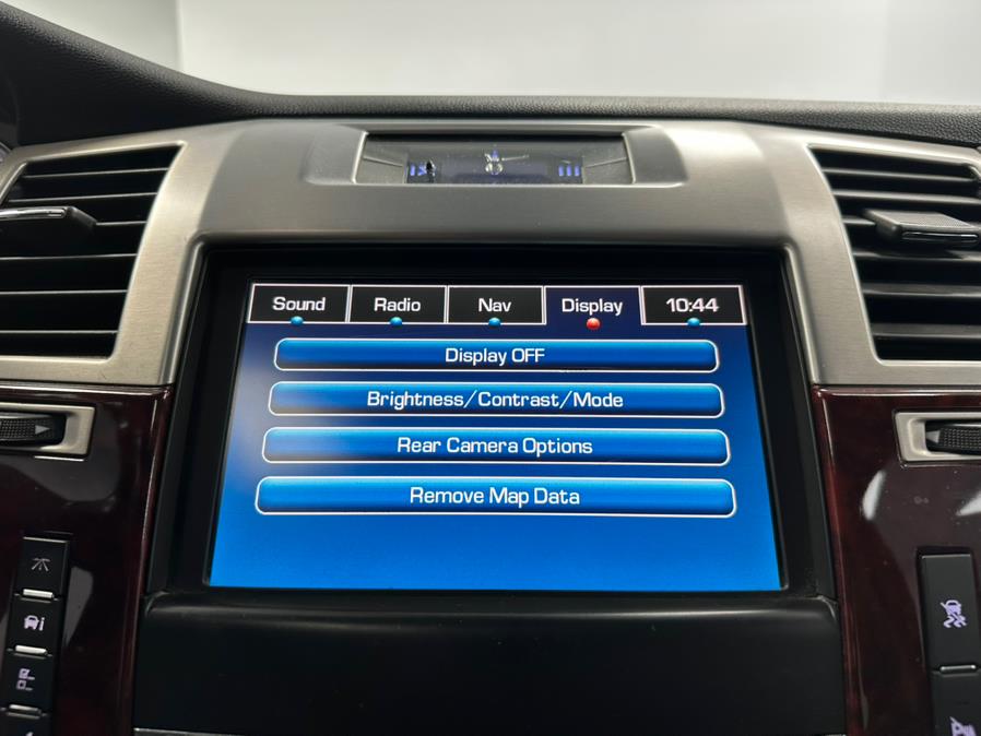 2011 Cadillac Escalade EXT AWD 4dr Luxury, available for sale in Elizabeth, New Jersey | M Auto Group. Elizabeth, New Jersey 2011 Cadillac Escalade EXT AWD 4dr Luxury, available for sale in Elizabeth, New Jersey | M Auto Group. Elizabeth, New Jersey