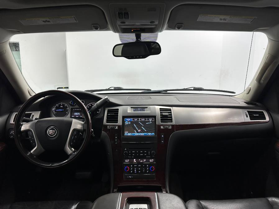 2011 Cadillac Escalade EXT AWD 4dr Luxury, available for sale in Elizabeth, New Jersey | M Auto Group. Elizabeth, New Jersey 2011 Cadillac Escalade EXT AWD 4dr Luxury, available for sale in Elizabeth, New Jersey | M Auto Group. Elizabeth, New Jersey