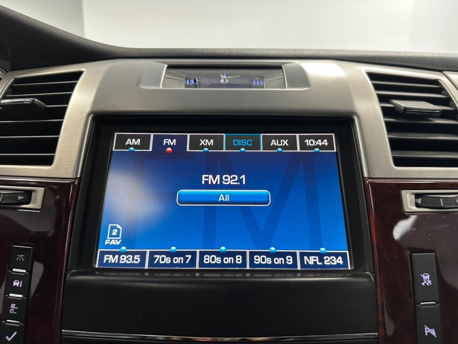 2011 Cadillac Escalade EXT AWD 4dr Luxury, available for sale in Elizabeth, New Jersey | M Auto Group. Elizabeth, New Jersey 2011 Cadillac Escalade EXT AWD 4dr Luxury, available for sale in Elizabeth, New Jersey | M Auto Group. Elizabeth, New Jersey