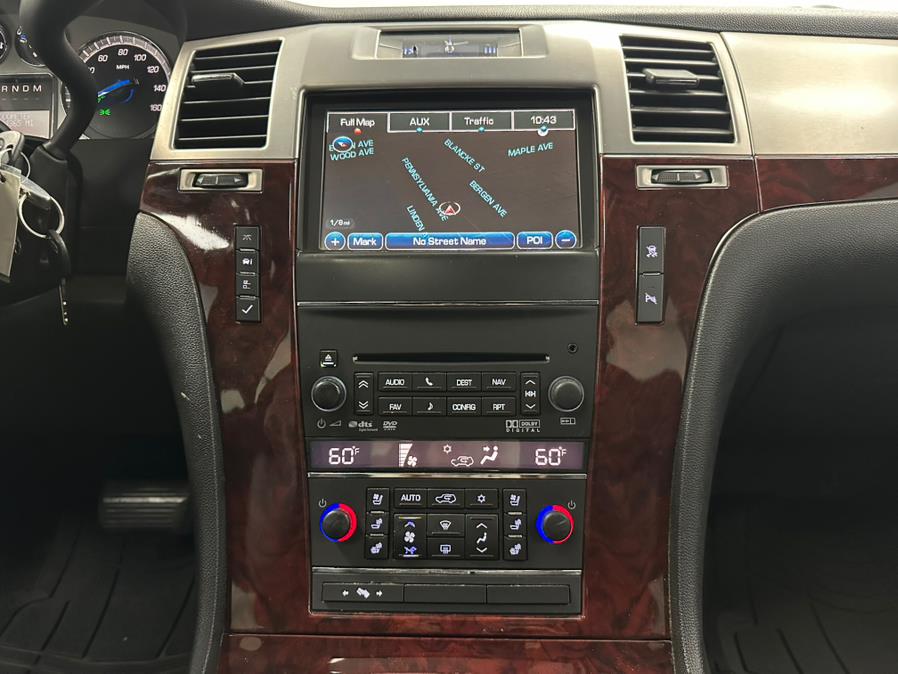 2011 Cadillac Escalade EXT AWD 4dr Luxury, available for sale in Elizabeth, New Jersey | M Auto Group. Elizabeth, New Jersey 2011 Cadillac Escalade EXT AWD 4dr Luxury, available for sale in Elizabeth, New Jersey | M Auto Group. Elizabeth, New Jersey