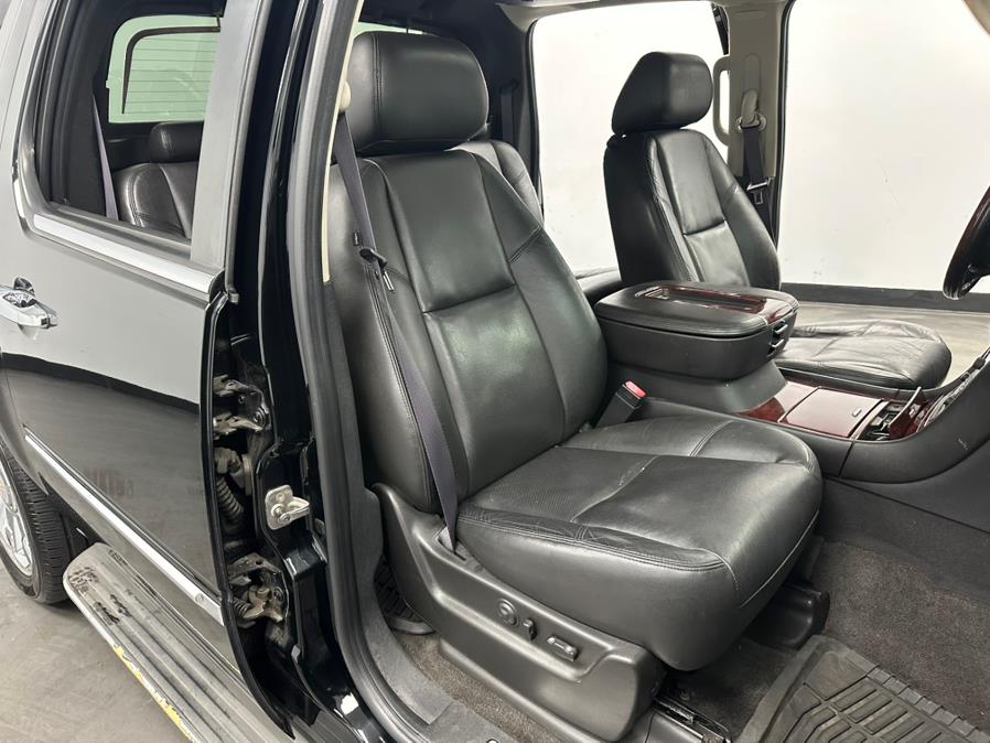 2011 Cadillac Escalade EXT AWD 4dr Luxury, available for sale in Elizabeth, New Jersey | M Auto Group. Elizabeth, New Jersey 2011 Cadillac Escalade EXT AWD 4dr Luxury, available for sale in Elizabeth, New Jersey | M Auto Group. Elizabeth, New Jersey