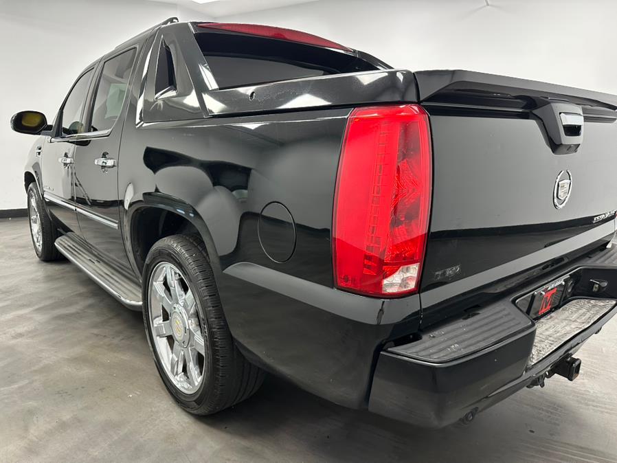 2011 Cadillac Escalade EXT AWD 4dr Luxury, available for sale in Elizabeth, New Jersey | M Auto Group. Elizabeth, New Jersey 2011 Cadillac Escalade EXT AWD 4dr Luxury, available for sale in Elizabeth, New Jersey | M Auto Group. Elizabeth, New Jersey