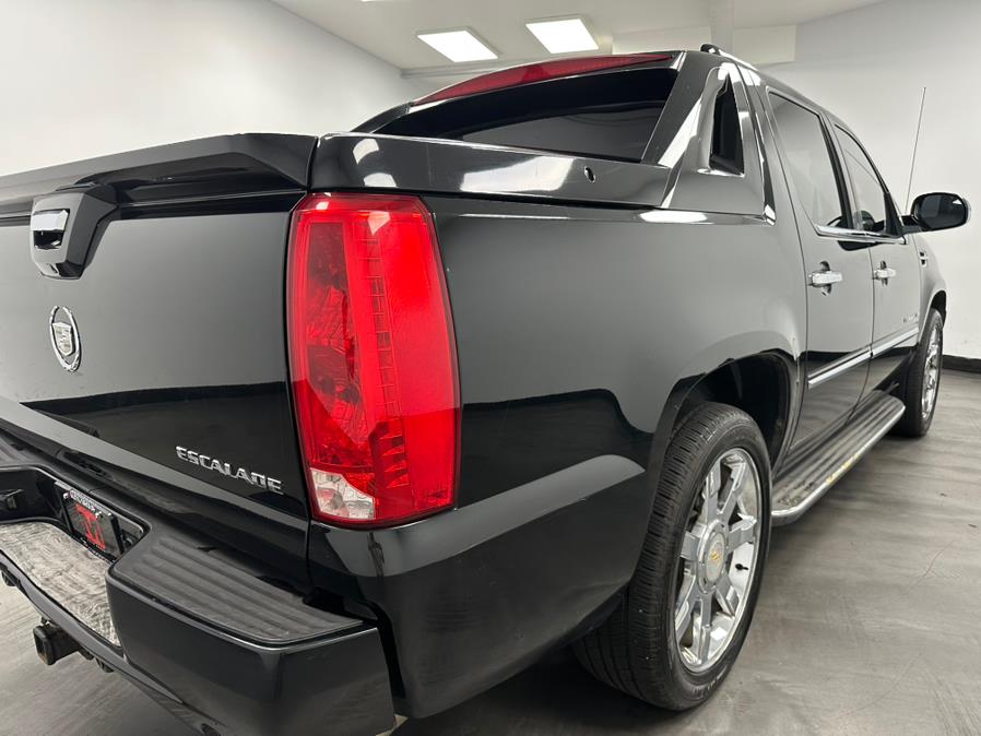 2011 Cadillac Escalade EXT AWD 4dr Luxury, available for sale in Elizabeth, New Jersey | M Auto Group. Elizabeth, New Jersey 2011 Cadillac Escalade EXT AWD 4dr Luxury, available for sale in Elizabeth, New Jersey | M Auto Group. Elizabeth, New Jersey