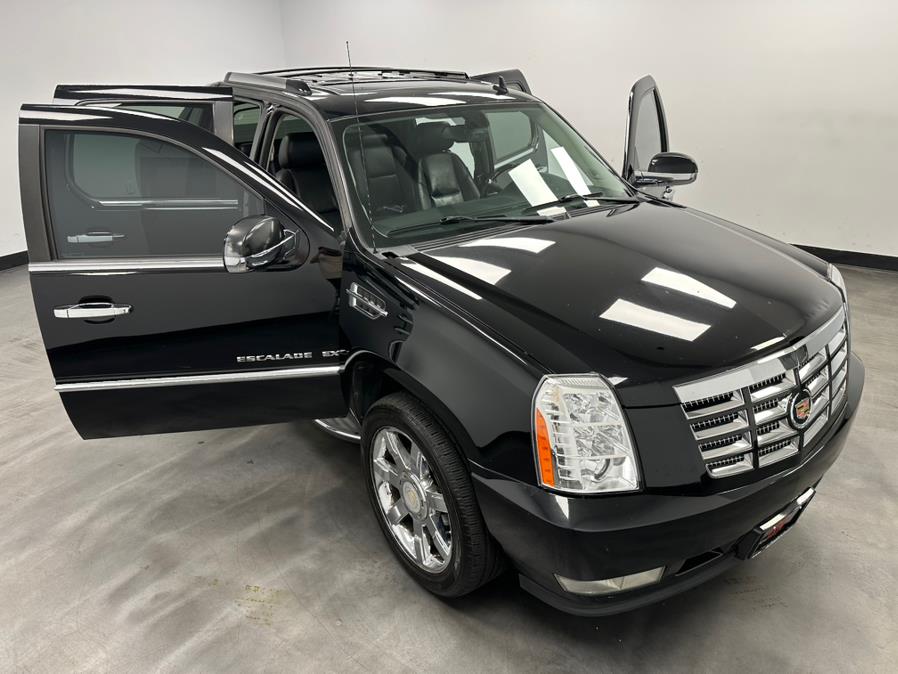 2011 Cadillac Escalade EXT AWD 4dr Luxury, available for sale in Elizabeth, New Jersey | M Auto Group. Elizabeth, New Jersey 2011 Cadillac Escalade EXT AWD 4dr Luxury, available for sale in Elizabeth, New Jersey | M Auto Group. Elizabeth, New Jersey