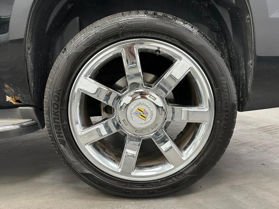 2011 Cadillac Escalade EXT AWD 4dr Luxury, available for sale in Elizabeth, New Jersey | M Auto Group. Elizabeth, New Jersey 2011 Cadillac Escalade EXT AWD 4dr Luxury, available for sale in Elizabeth, New Jersey | M Auto Group. Elizabeth, New Jersey
