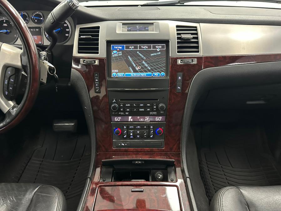 2011 Cadillac Escalade EXT AWD 4dr Luxury, available for sale in Elizabeth, New Jersey | M Auto Group. Elizabeth, New Jersey 2011 Cadillac Escalade EXT AWD 4dr Luxury, available for sale in Elizabeth, New Jersey | M Auto Group. Elizabeth, New Jersey