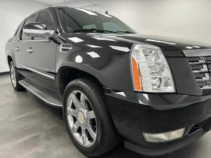 2011 Cadillac Escalade EXT AWD 4dr Luxury, available for sale in Elizabeth, New Jersey | M Auto Group. Elizabeth, New Jersey 2011 Cadillac Escalade EXT AWD 4dr Luxury, available for sale in Elizabeth, New Jersey | M Auto Group. Elizabeth, New Jersey