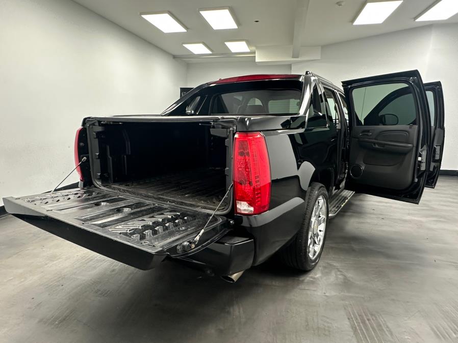 2011 Cadillac Escalade EXT AWD 4dr Luxury, available for sale in Elizabeth, New Jersey | M Auto Group. Elizabeth, New Jersey 2011 Cadillac Escalade EXT AWD 4dr Luxury, available for sale in Elizabeth, New Jersey | M Auto Group. Elizabeth, New Jersey