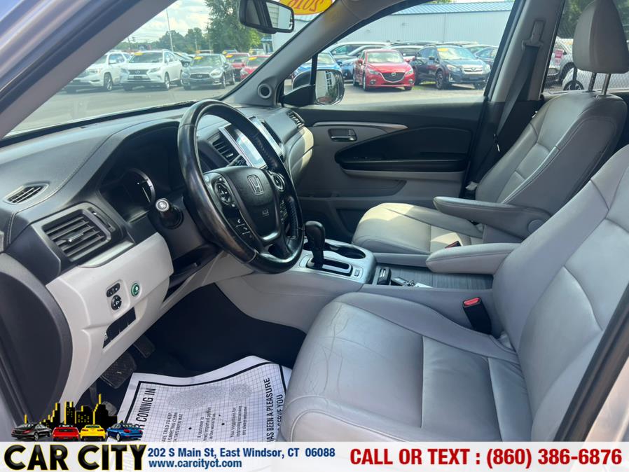 2016 Honda Pilot AWD 4dr EX-L w/RES, available for sale in East Windsor, Connecticut | Car City LLC. East Windsor, Connecticut 2016 Honda Pilot AWD 4dr EX-L w/RES, available for sale in East Windsor, Connecticut | Car City LLC. East Windsor, Connecticut