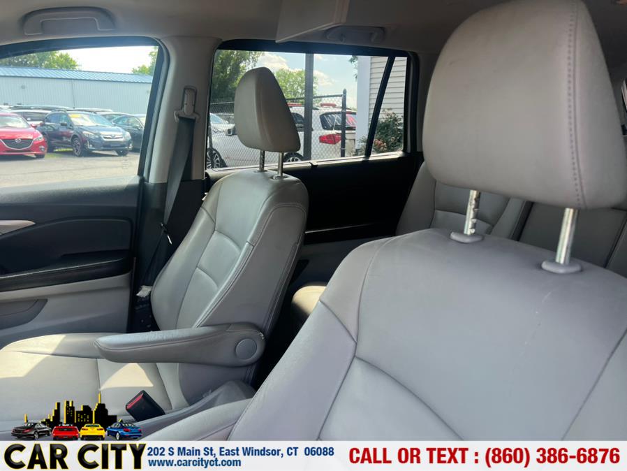2016 Honda Pilot AWD 4dr EX-L w/RES, available for sale in East Windsor, Connecticut | Car City LLC. East Windsor, Connecticut 2016 Honda Pilot AWD 4dr EX-L w/RES, available for sale in East Windsor, Connecticut | Car City LLC. East Windsor, Connecticut
