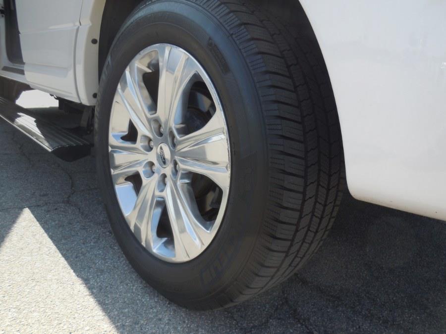 2015 Ford Expedition 2WD 4dr Platinum, available for sale in Hawaiian Gardens, California | Luxe Motors. Hawaiian Gardens, California 2015 Ford Expedition 2WD 4dr Platinum, available for sale in Hawaiian Gardens, California | Luxe Motors. Hawaiian Gardens, California