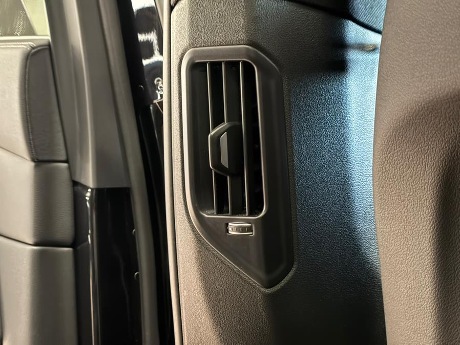 2021 BMW X5 xDrive40i Sports Activity Vehicle, available for sale in Massapequa Park, New York | Power Motors East. Massapequa Park, New York 2021 BMW X5 xDrive40i Sports Activity Vehicle, available for sale in Massapequa Park, New York | Power Motors East. Massapequa Park, New York
