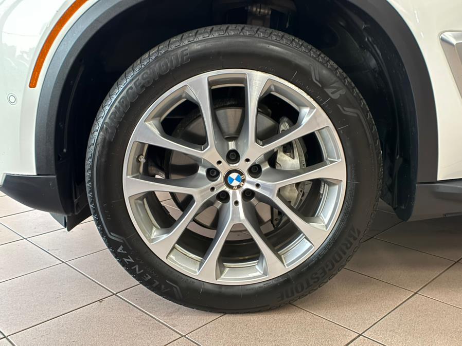 2024 BMW X5 xDrive40i Sports Activity Vehicle, available for sale in Massapequa Park, New York | Power Motors East. Massapequa Park, New York 2024 BMW X5 xDrive40i Sports Activity Vehicle, available for sale in Massapequa Park, New York | Power Motors East. Massapequa Park, New York
