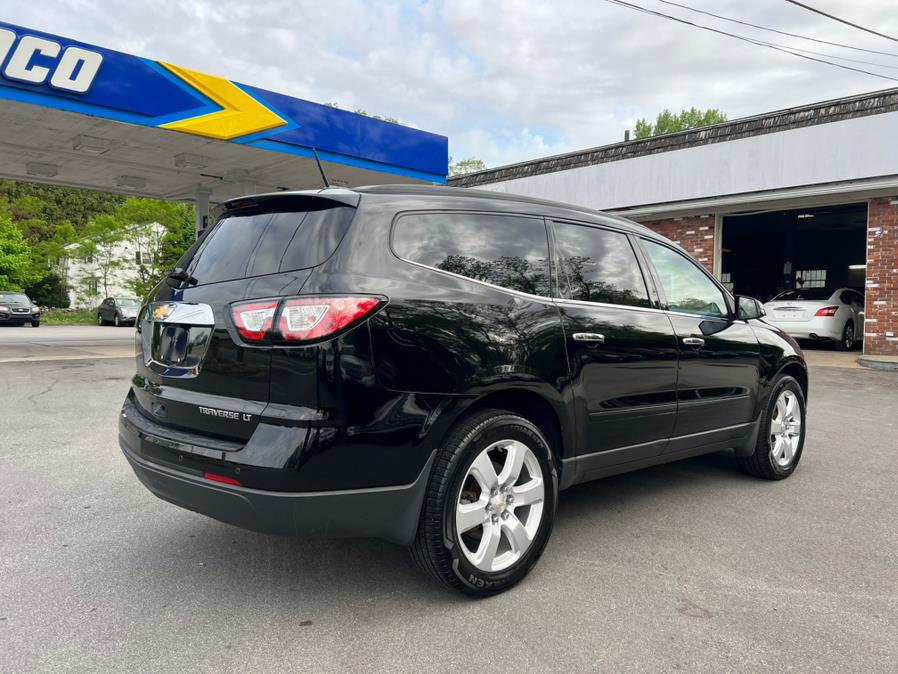 2016 Chevrolet Traverse AWD 4dr LT w/1LT, available for sale in Swansea, Massachusetts | Gas On The Run. Swansea, Massachusetts 2016 Chevrolet Traverse AWD 4dr LT w/1LT, available for sale in Swansea, Massachusetts | Gas On The Run. Swansea, Massachusetts